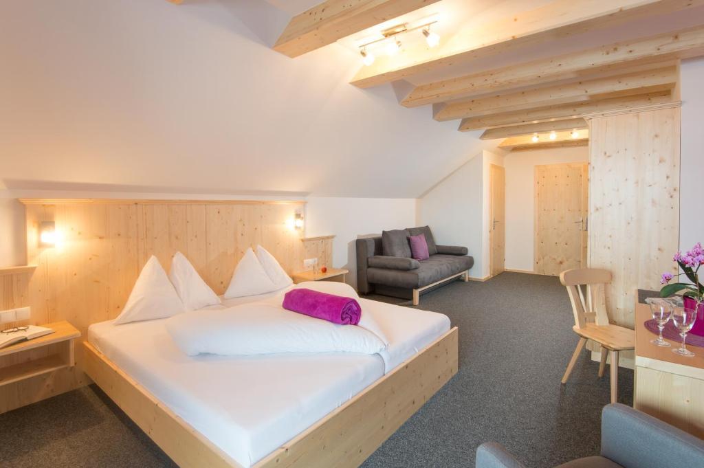 Hotel Haus Lungau Mauterndorf  Bilik gambar