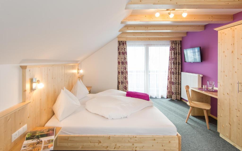 Hotel Haus Lungau Mauterndorf  Bilik gambar